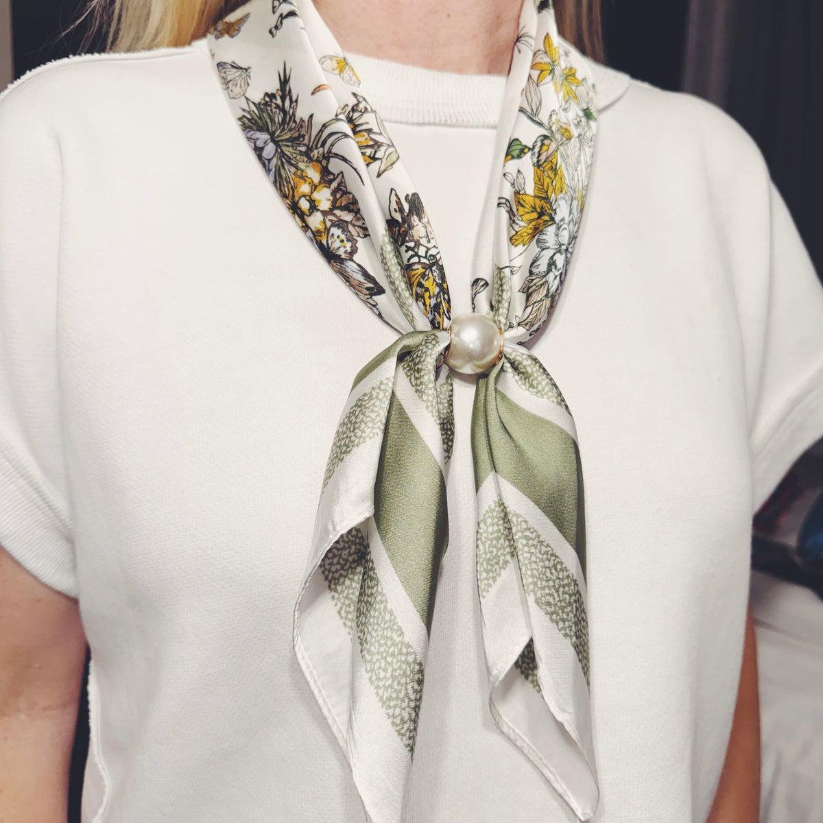 Ready to Wear Scarf w/ Ring