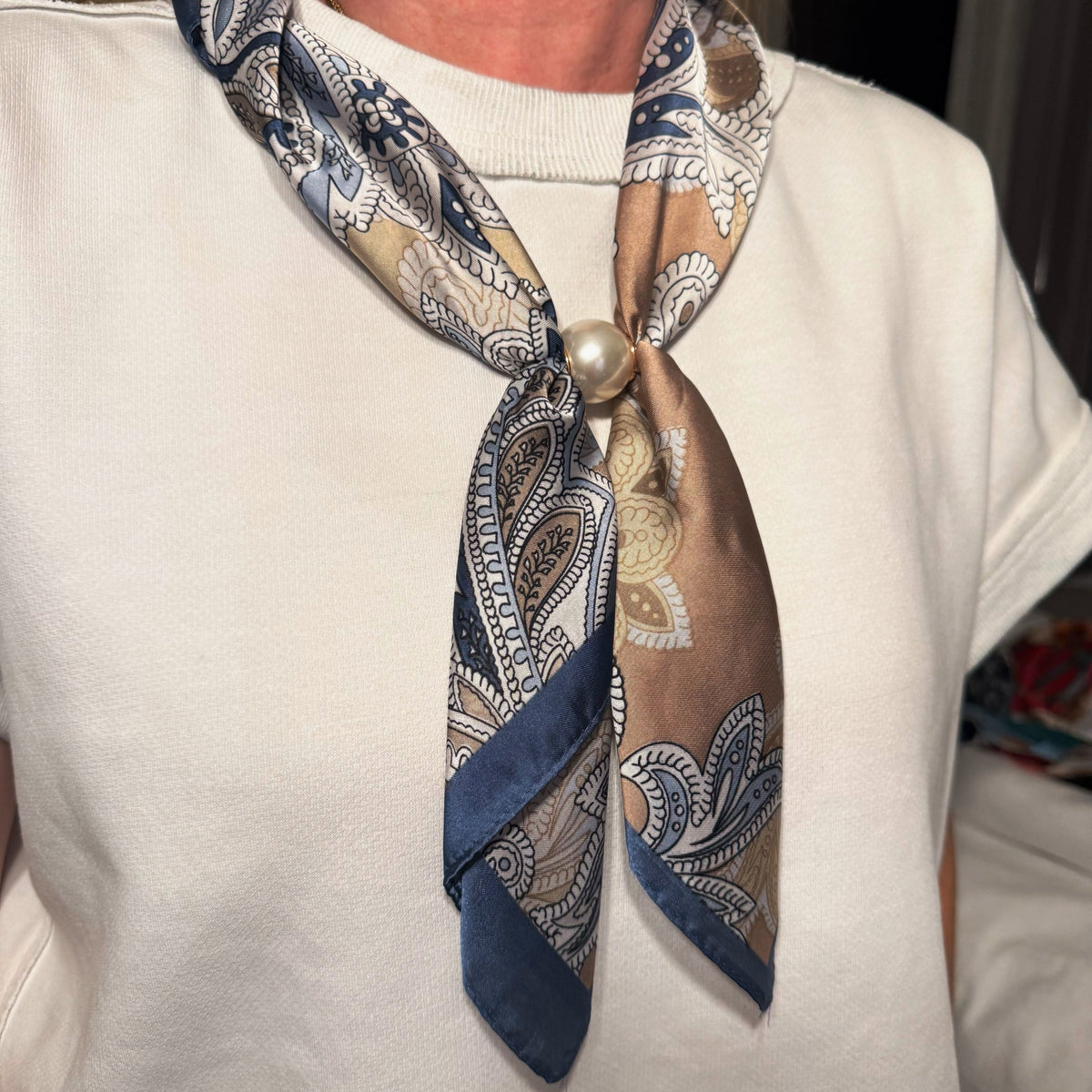 Ready to Wear Scarf w/ Ring