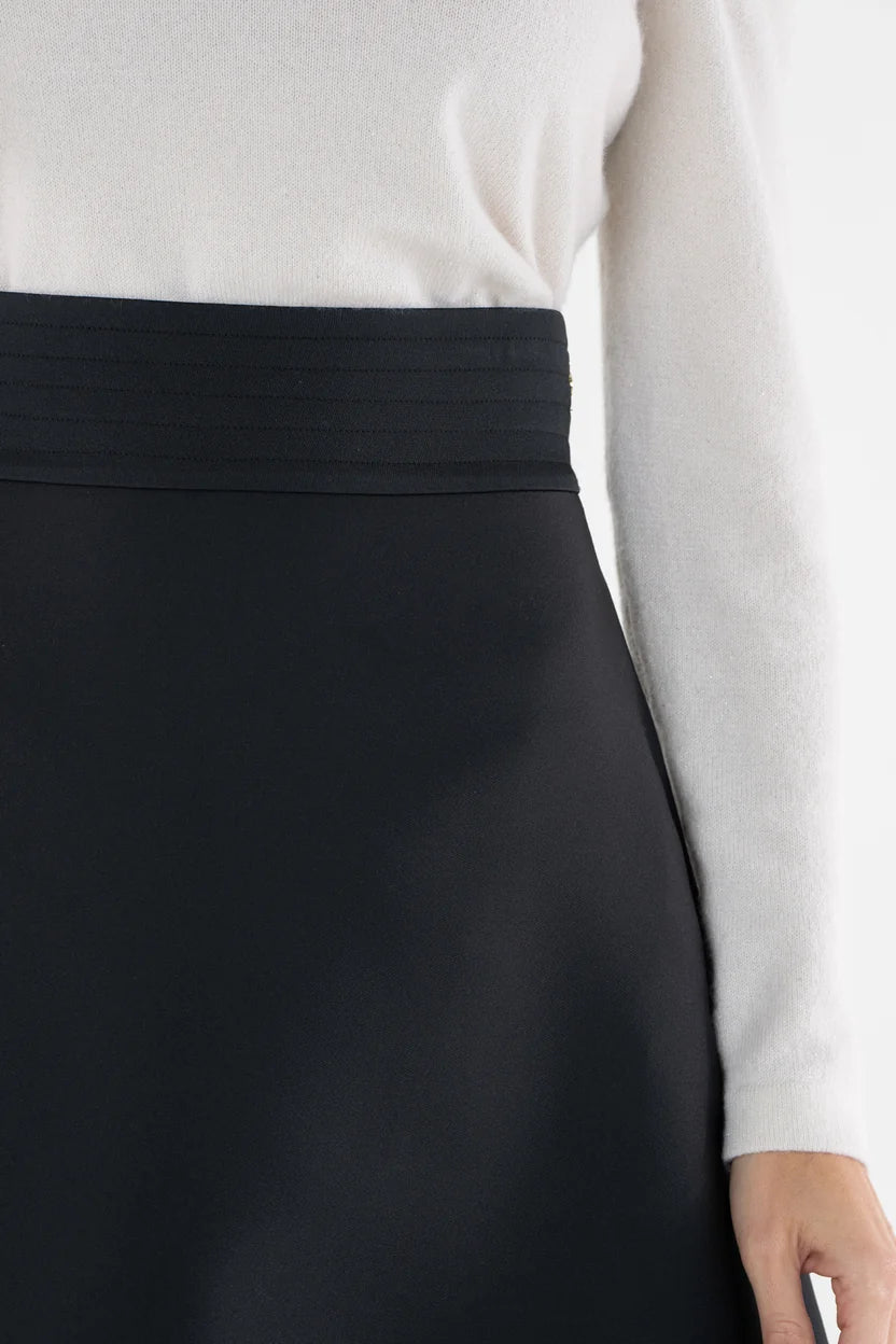 Sable Skirt - Black Tie