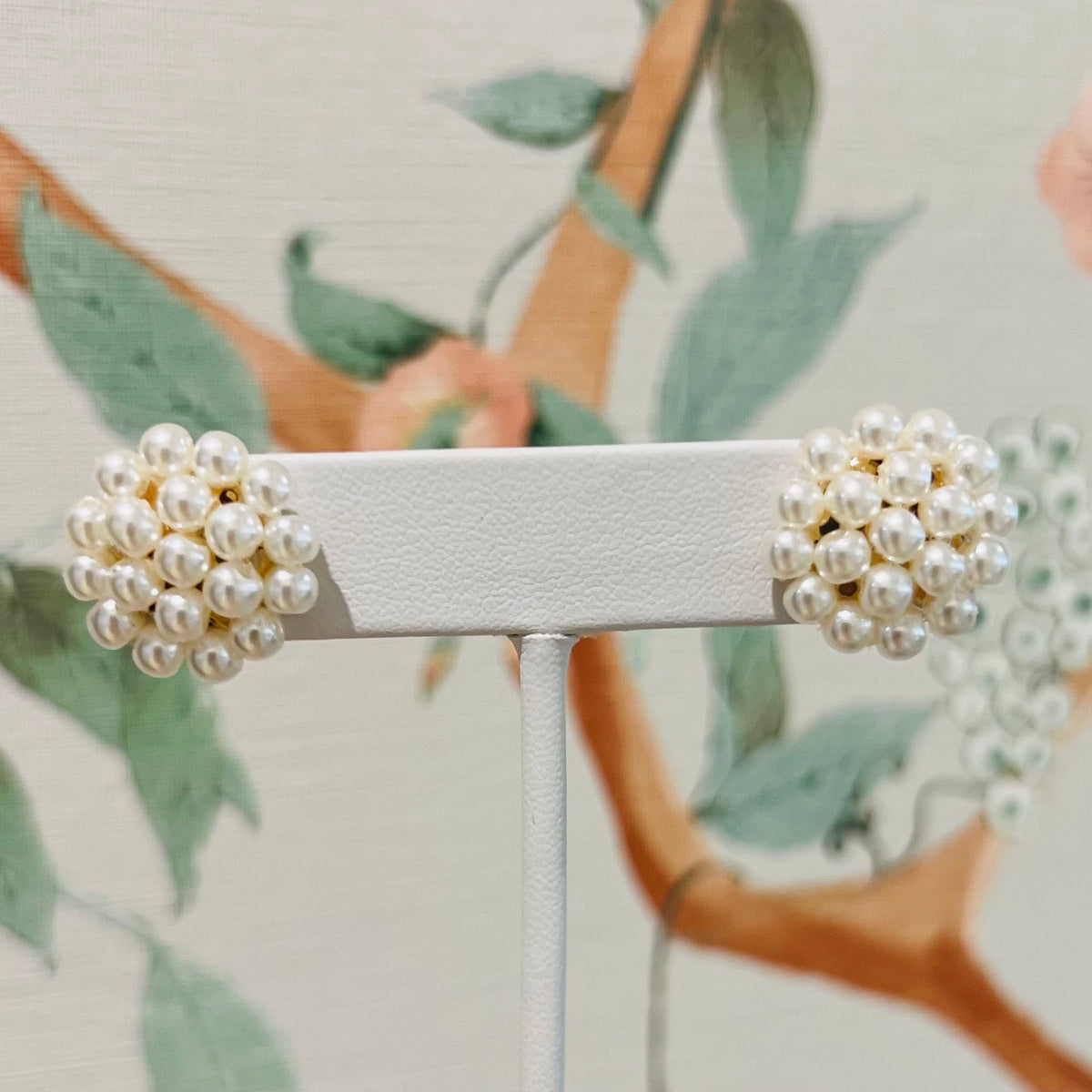 Gabriela Pearl Cluster Stud Earrings