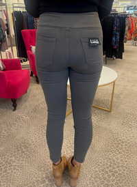 Jane Pull-On Skinny Pant