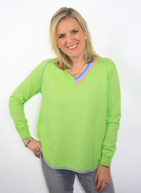 Rounded Hem V-Neck Sweater - Matcha