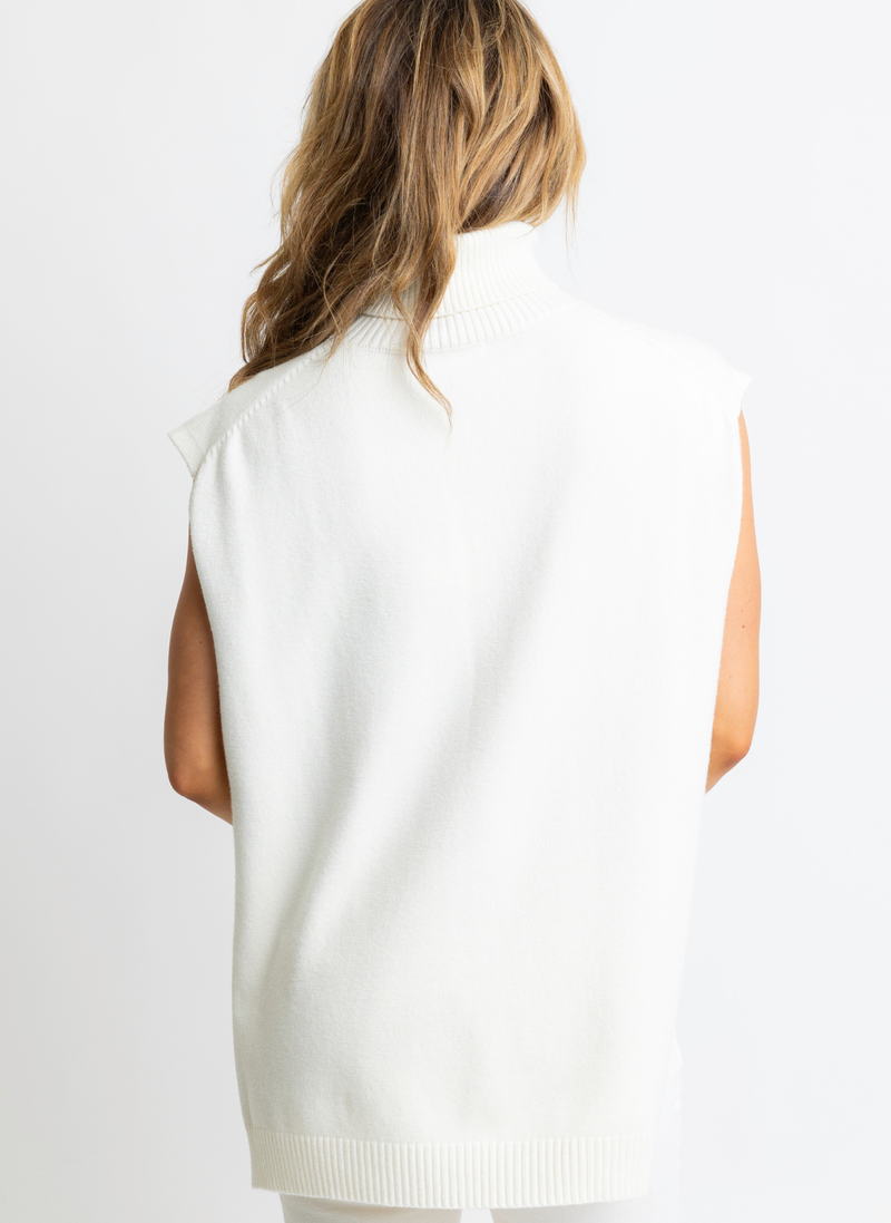 Hi-Lo T-Neck Sleeveless Sweater