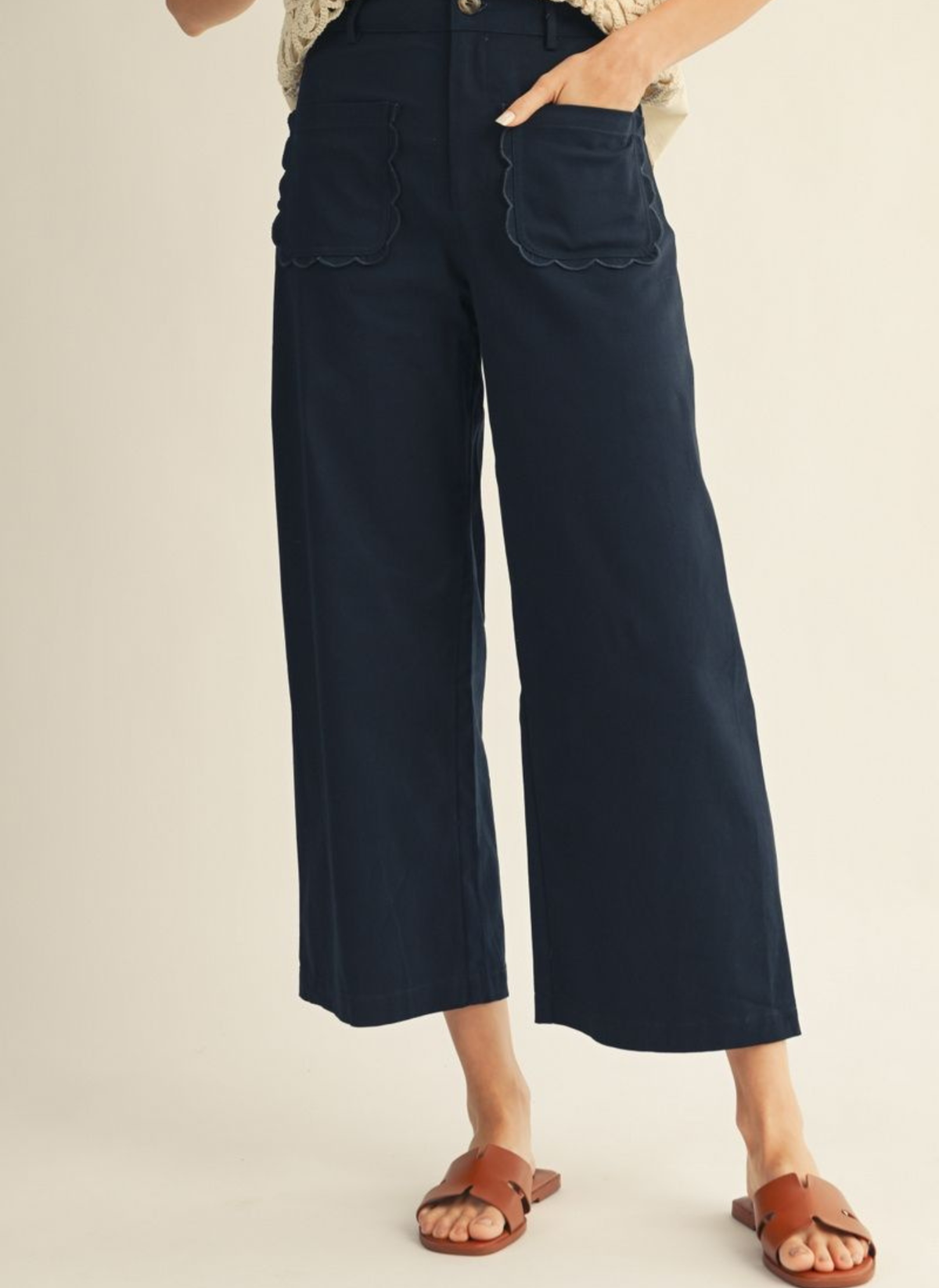 Jessie Scallop Pocket Wide Leg Pants