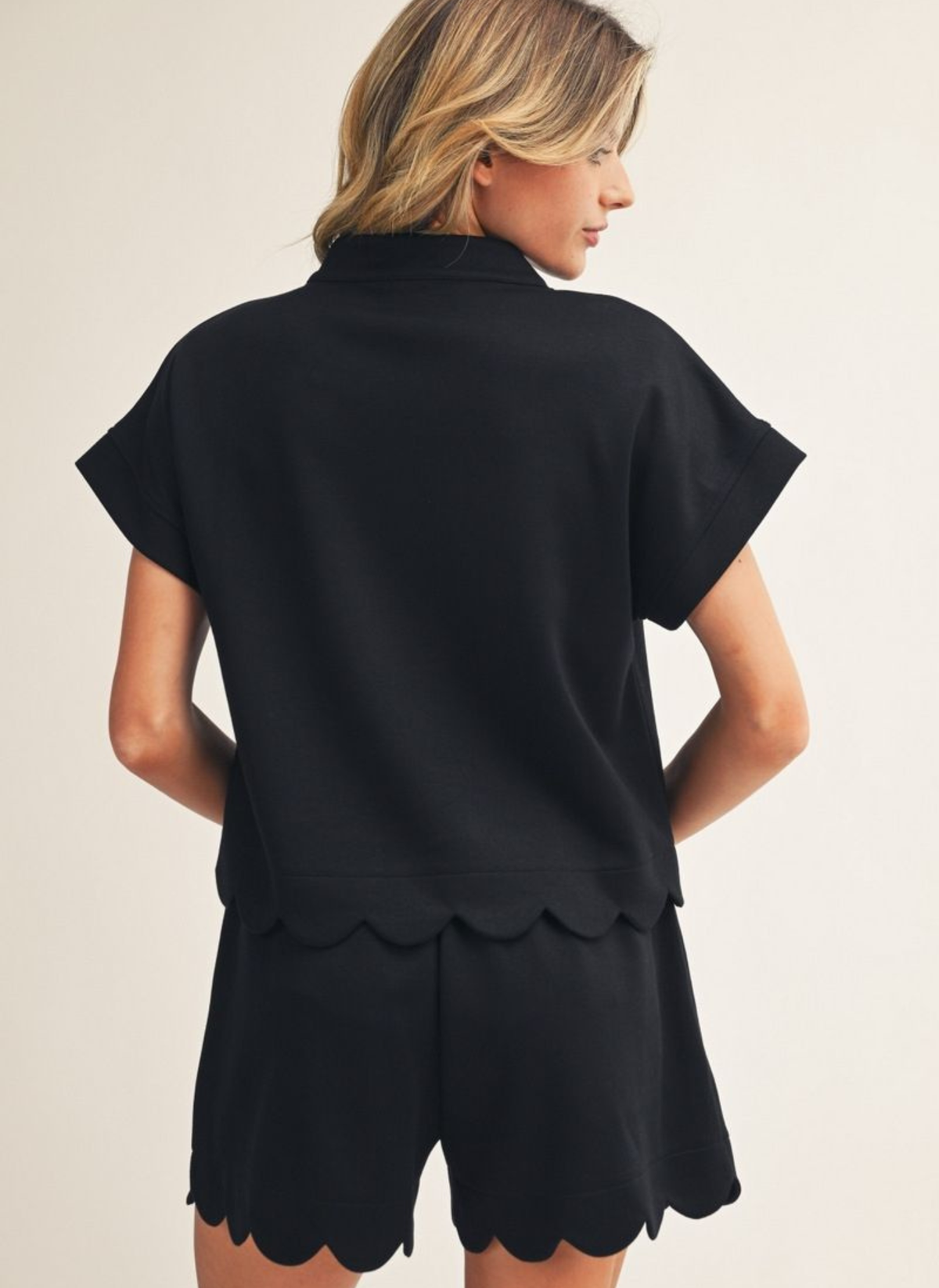 Charlotte Scallop Set