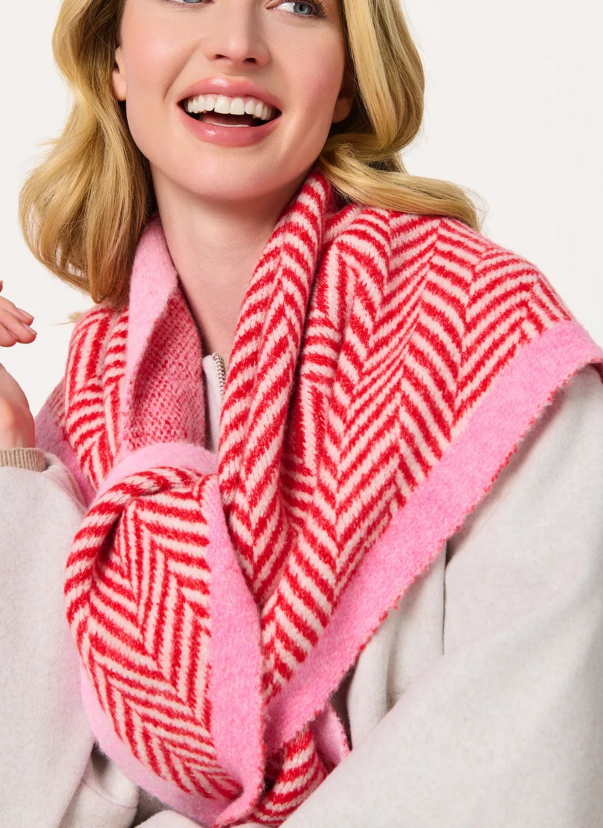 Ziggy Triangle Scarf