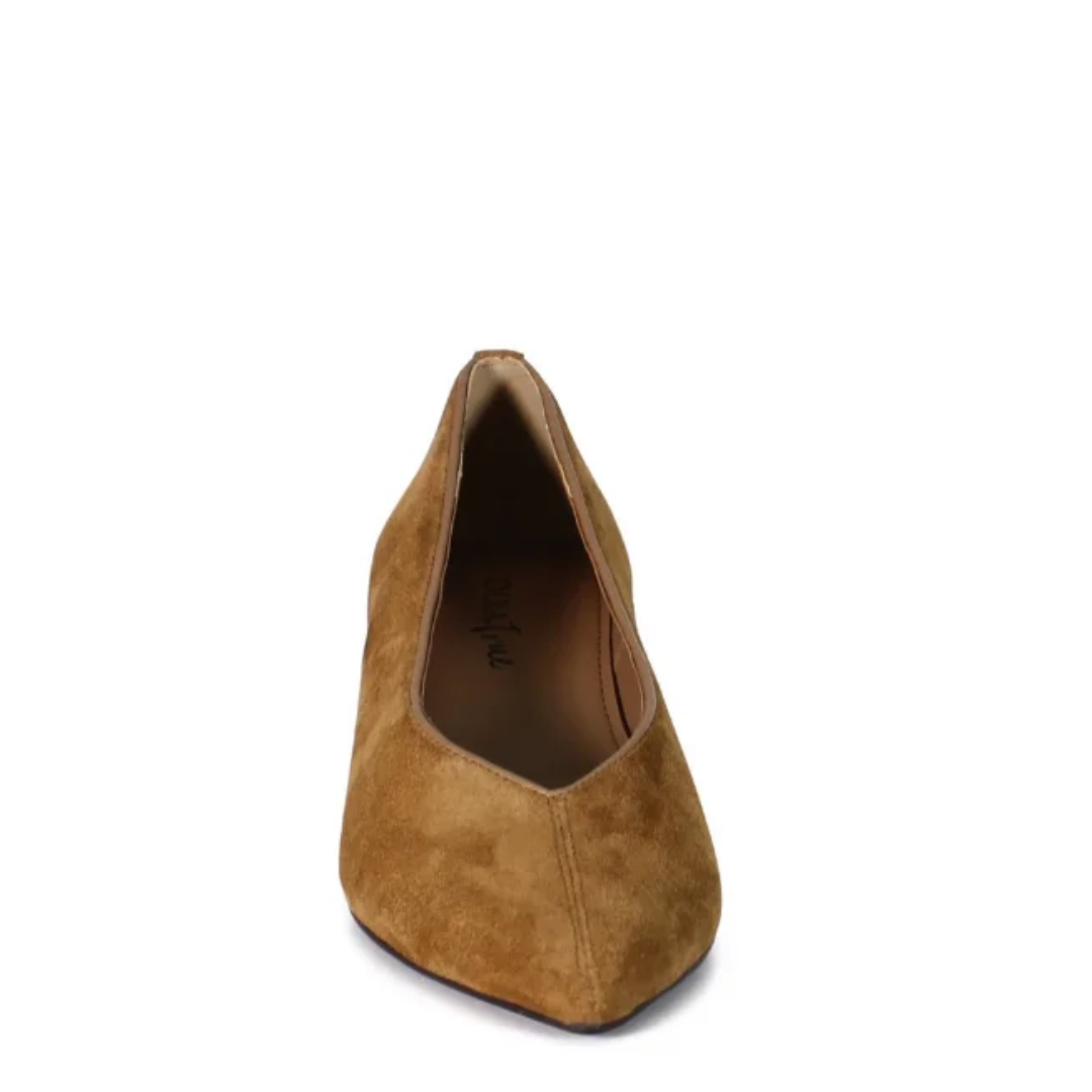 Clap Ton Suede Pump - Tan