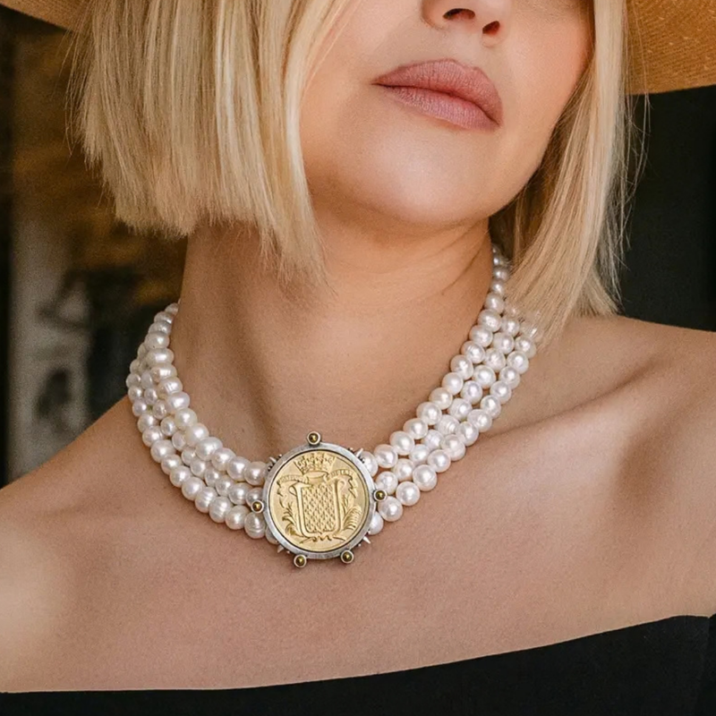 Victoria FW Pearl Necklace