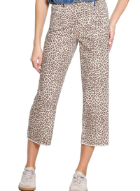 Pleat Patch Pocket Wide Leg Jean