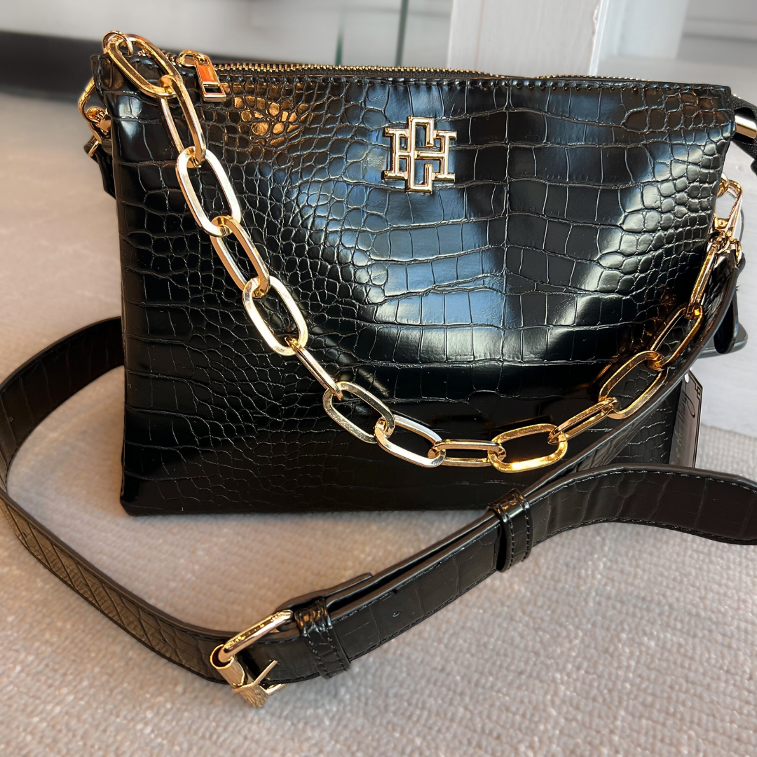 Ariana Crossbody