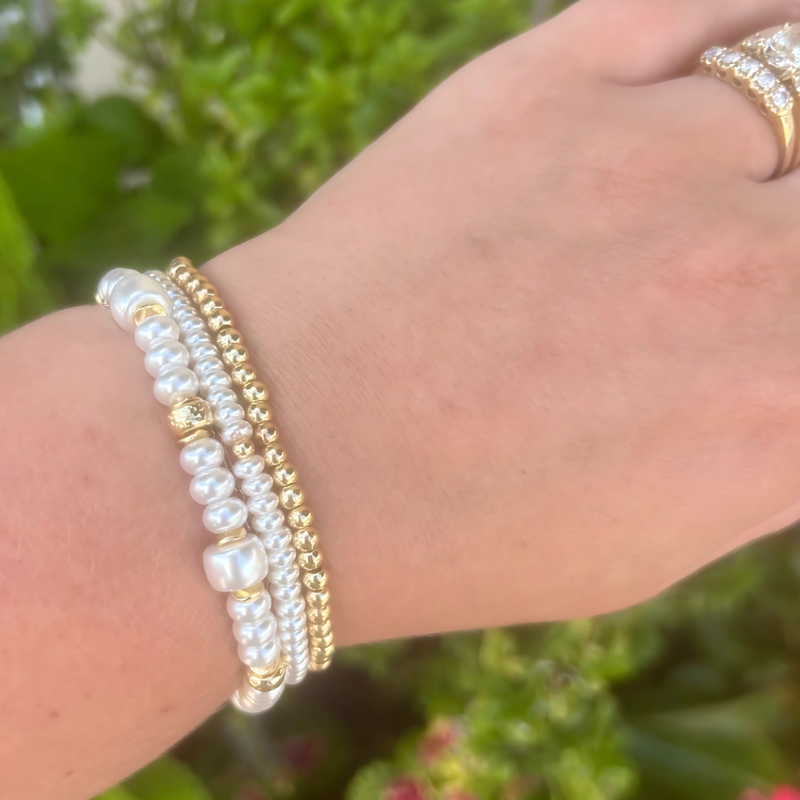 Miley Pearl Bracelet Set