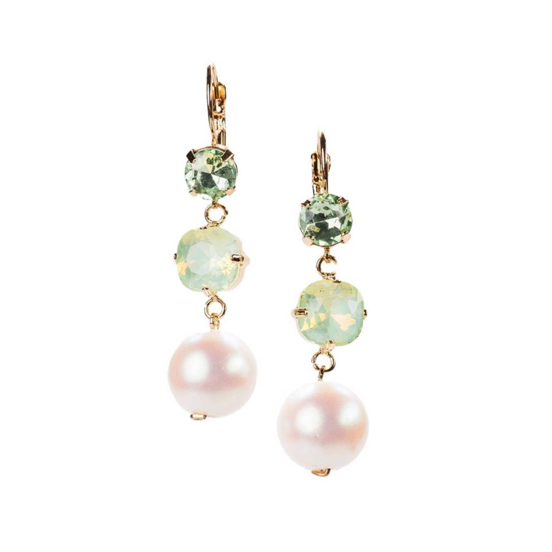 Jayne Pearl Statement Earring