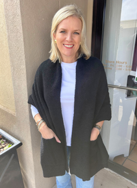 Plush Microfiber Wrap with Pockets