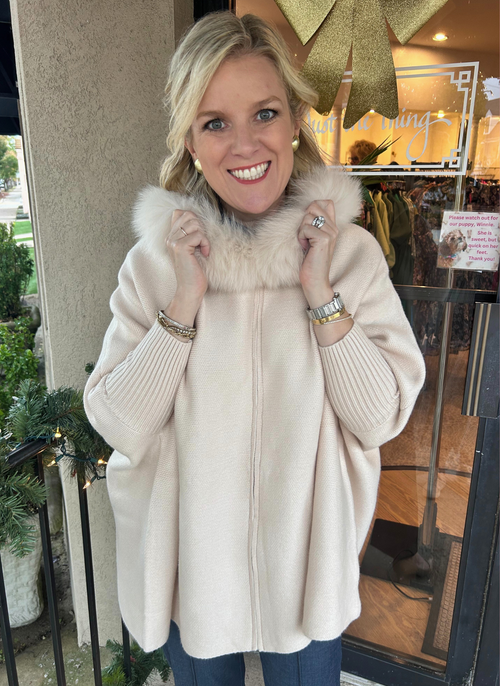 Zip Up Hoodie w/Fox Trim